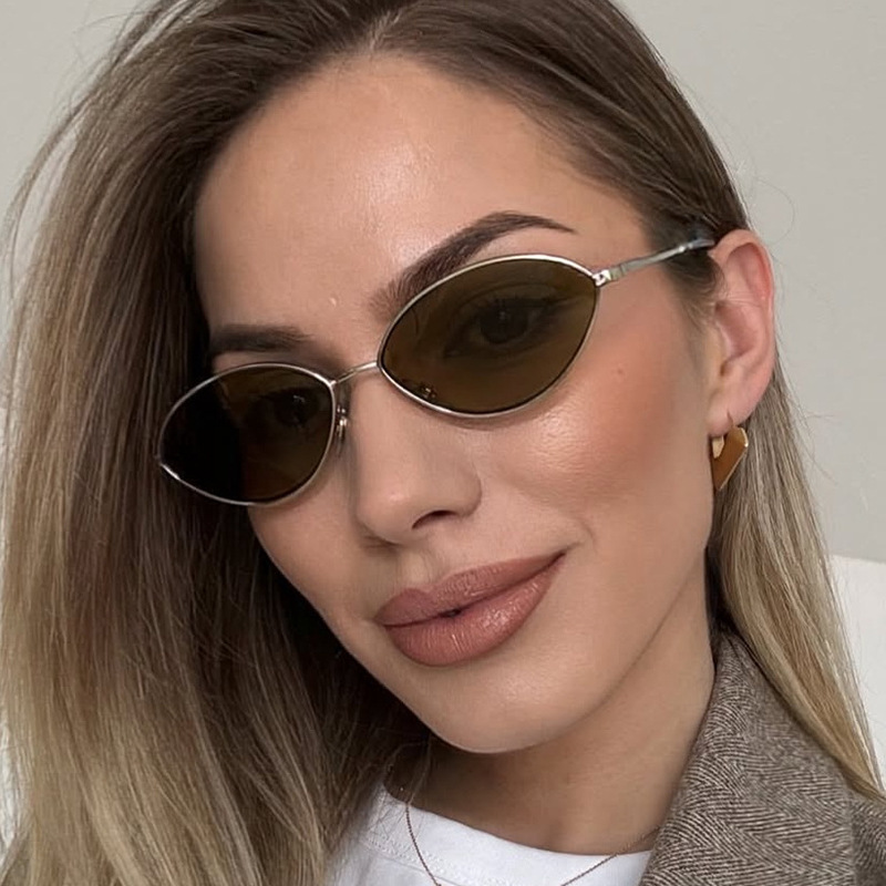 Retro Cat eye Woman Sunglasses - مراجعة Metal Photo Panel وسعره