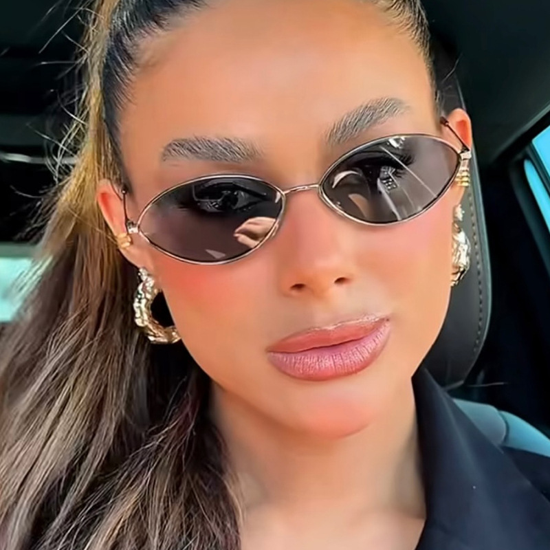 Retro Cat eye Woman Sunglasses - مراجعة Metal Photo Panel وسعره